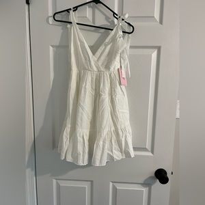 Brand new hello molly “back to reality white dress” size XS